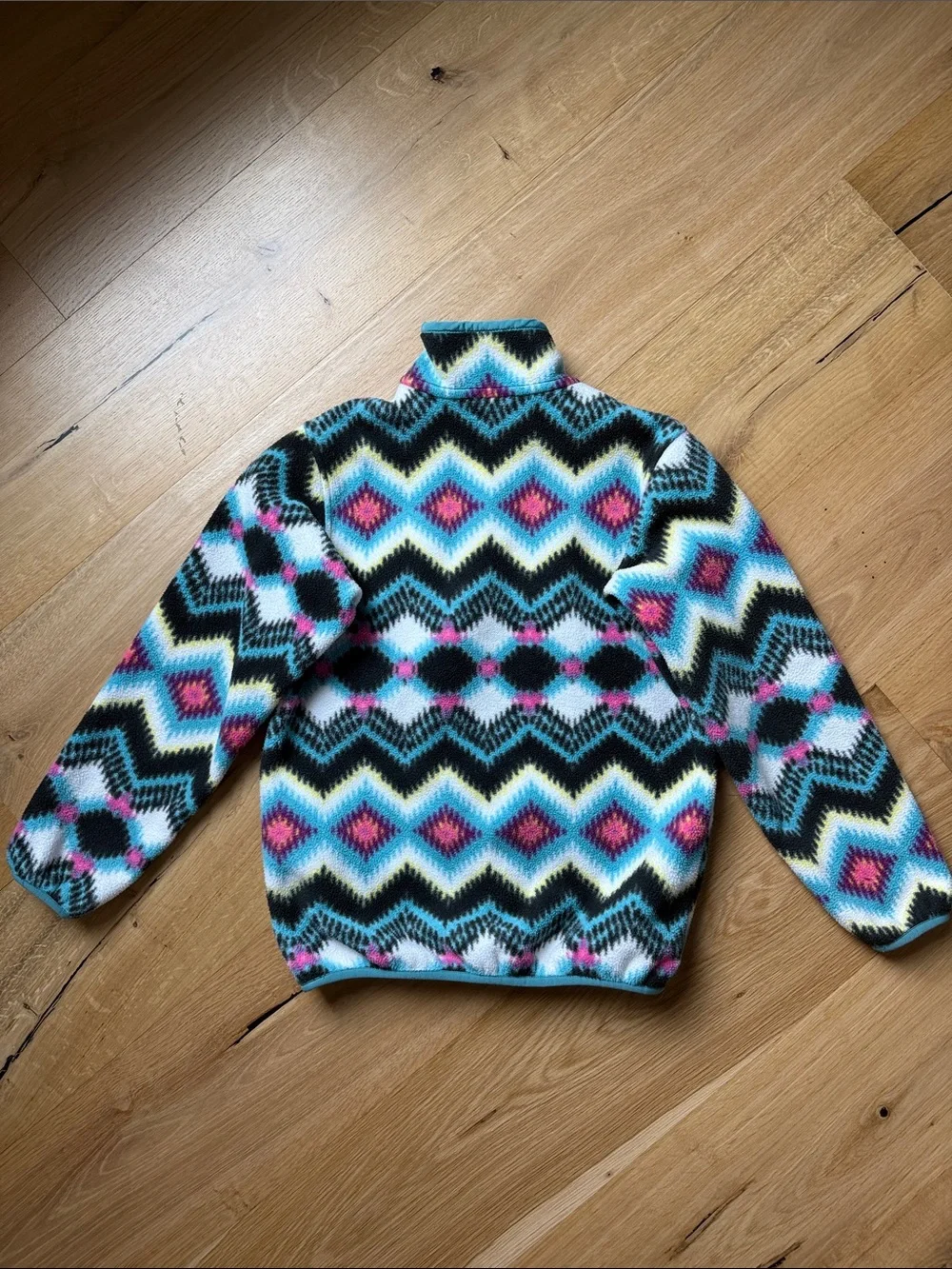 Patagonia Teal Black Pink Cream Aztec Fleece Pullover